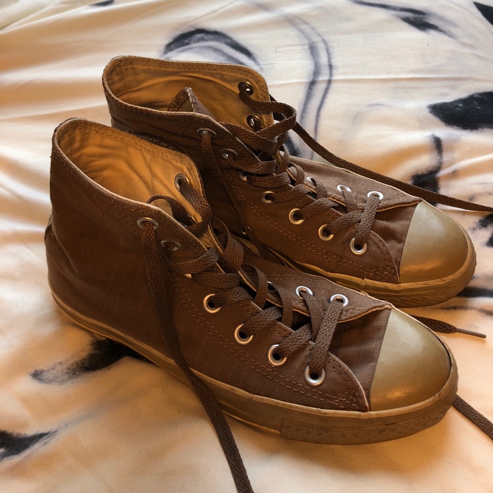 Brown converse all stars ⭐️